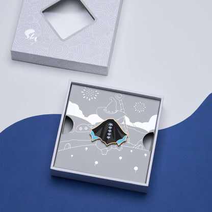 ピンバッジ スプーキー・コウモリケープ